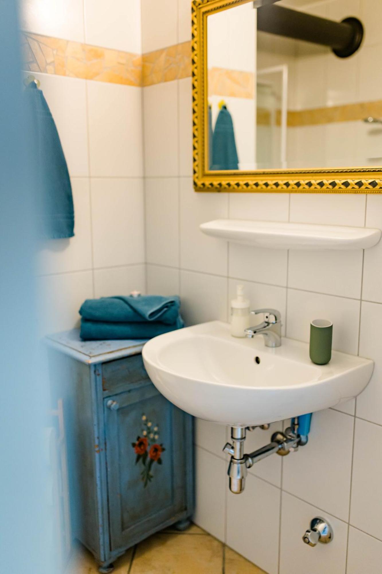 Tauglerei Appartement Enzian In Den Zauberbergen Sankt Koloman Exteriör bild