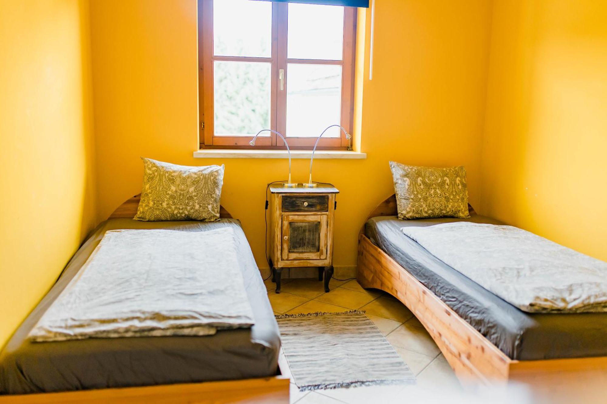 Tauglerei Appartement Enzian In Den Zauberbergen Sankt Koloman Exteriör bild